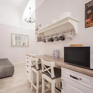 Bpr Waldorf Wooden Apartment